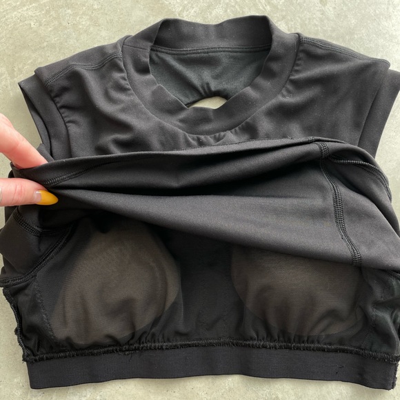 lulu lemon workout top - Picture 3 of 3